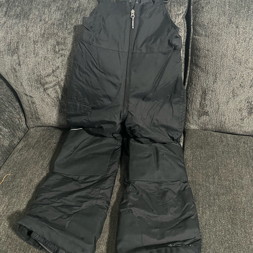 Snow suit size 8 kids